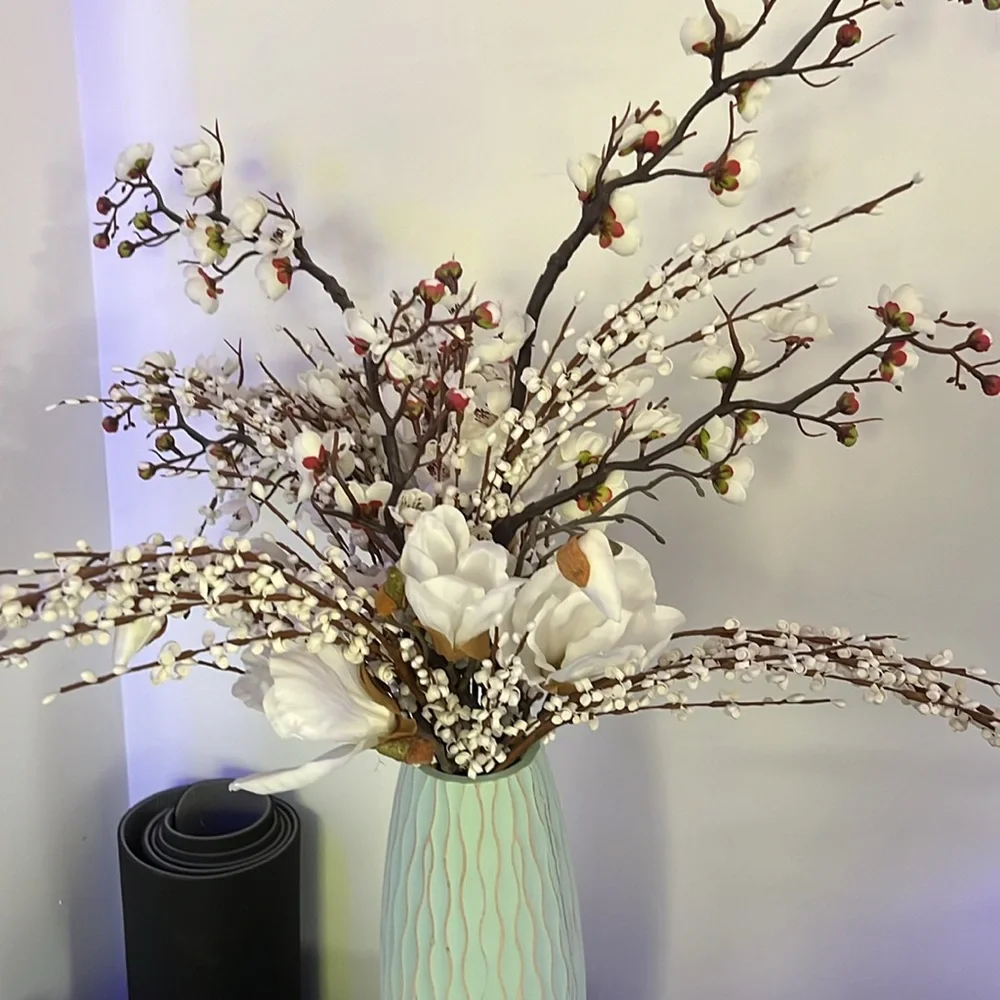 Beautiful turquoise base with flowers - Picture 4 of 4